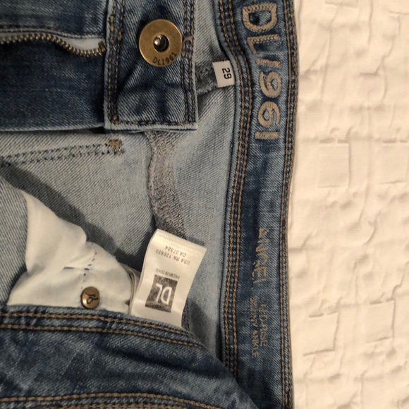 DL 1961, Angel Mid Rise Skinny Ankle, Like New 🤩 - Picture 2 of 4